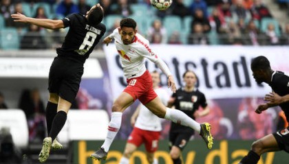  莱比锡红牛客场战胜奥格斯堡保持不败