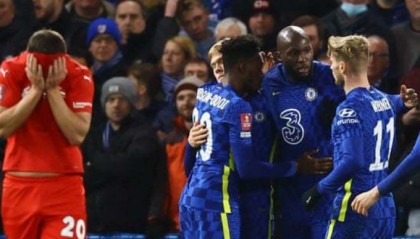  切尔西三球完胜埃弗顿，帕尔默首秀即破门